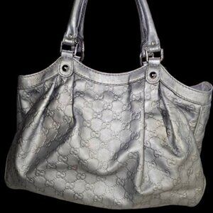 Gucci Sukey Handbag